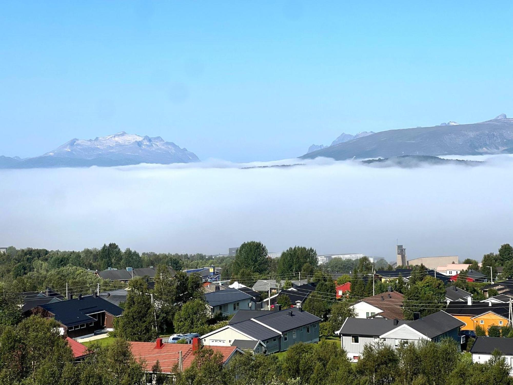 Miracle Tromso, Cozy Double Bed Private Room In A Shared Apartment With Stunning Tromso Views Exterior photo